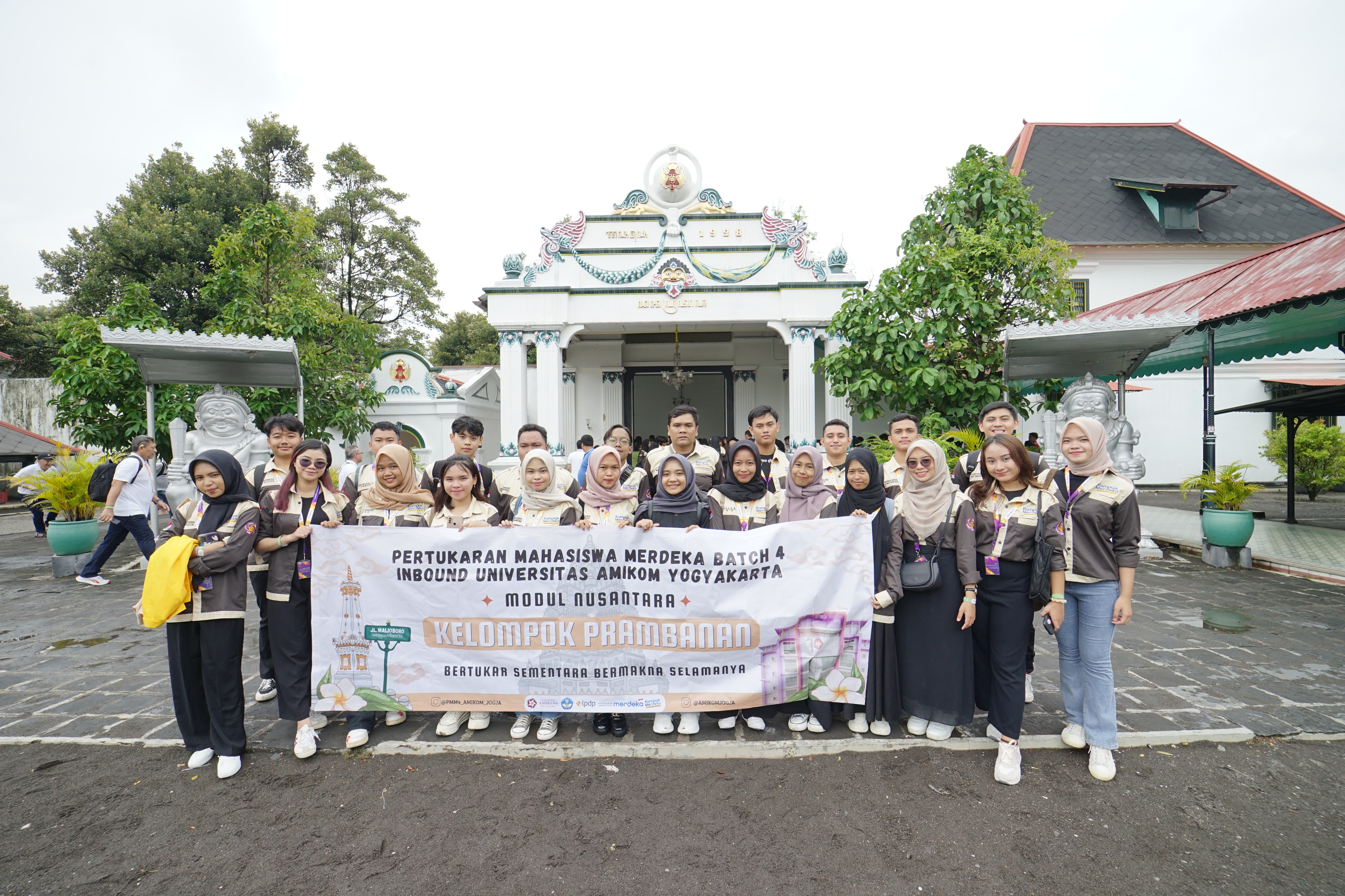 Dokumentasi Palawa Group